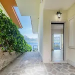 Privater Pool Und Herrlicher Seeblick By Interhome トッリ・デル・ベーナコ