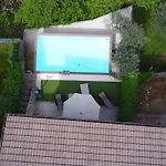 Privater Pool Und Herrlicher Seeblick By Interhome 別荘
