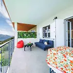 別荘 Privater Pool Und Herrlicher Seeblick By Interhome *