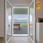 別荘 Privater Pool Und Herrlicher Seeblick By Interhome